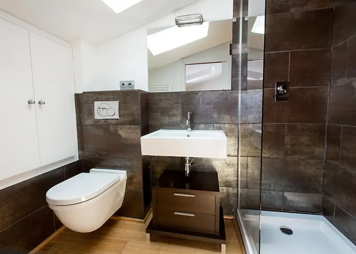 Housing Ginesta 9 Girona