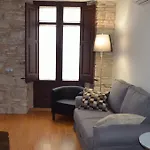 Housing Ginesta 9 *