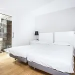 Housing Ginesta 9