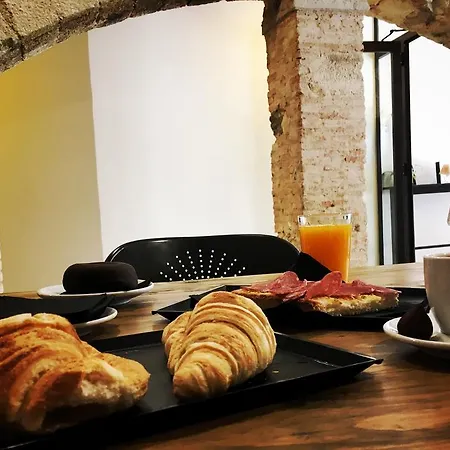 Housing Ginesta 9 Apartman Girona