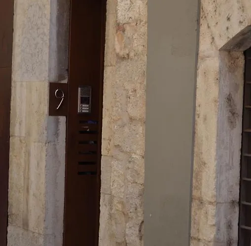 Housing Ginesta 9 شقة