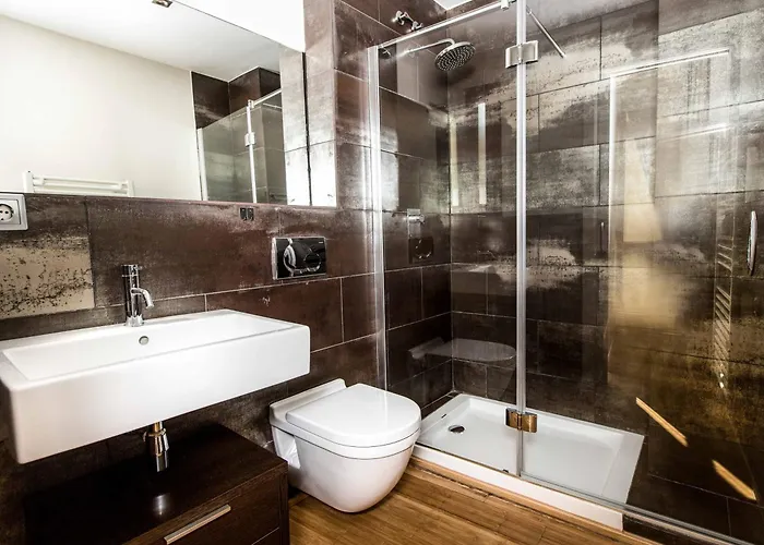 Housing Ginesta 9 * خيرونا