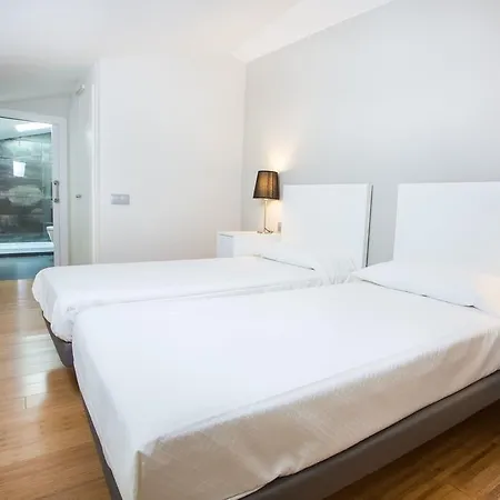 Housing Ginesta 9