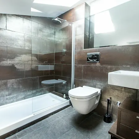 Housing Ginesta 9 Lejlighed Girona